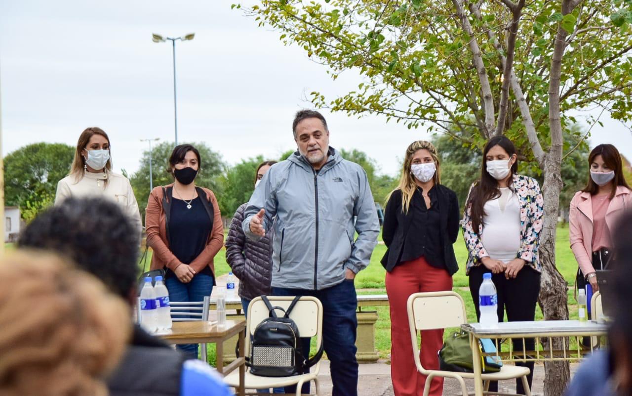 Se dio inicio al proceso de escrituración a familias de los barrios San Clemente y Círculo Policial